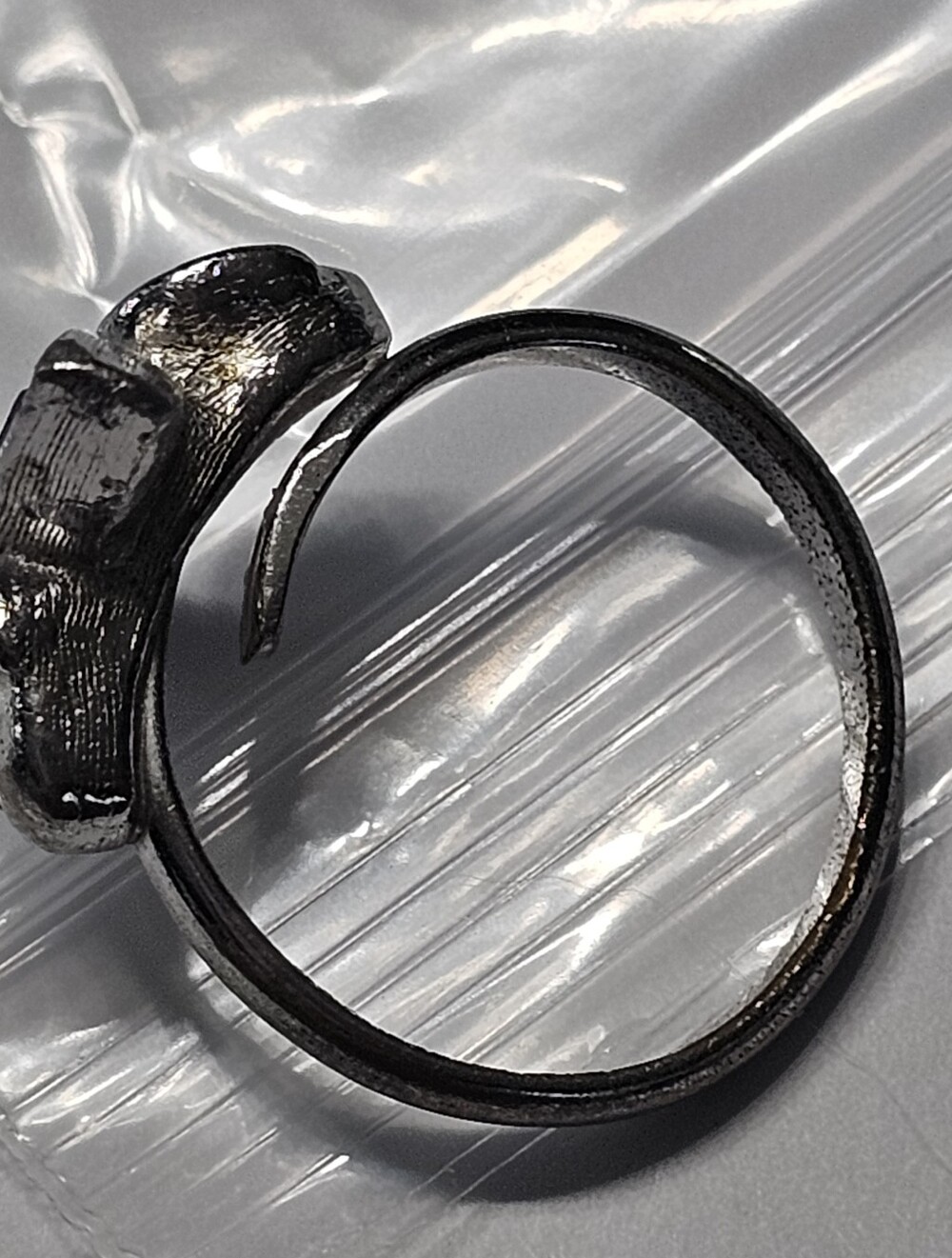 Vintage Sarah Coventry 1976 "Blue Night" Marquise Adjustable Ring - Picture 6 of 7